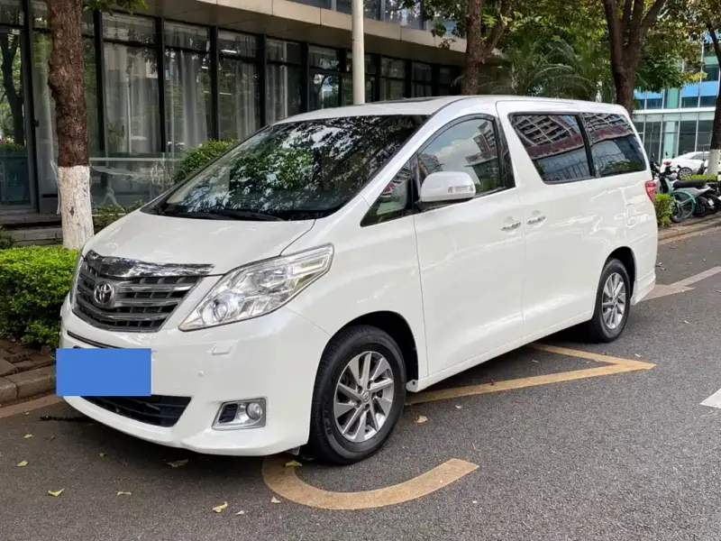 Toyota Alphard, 2012
