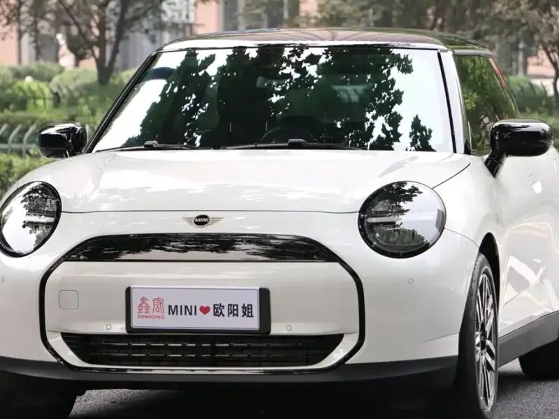 MINI COOPER EV, 2025