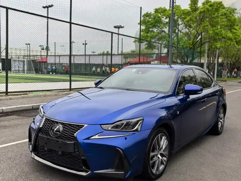 Lexus IS, 2019