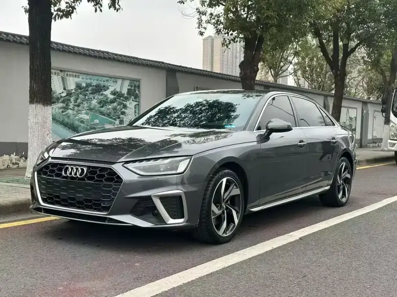 Audi A4L, 2022