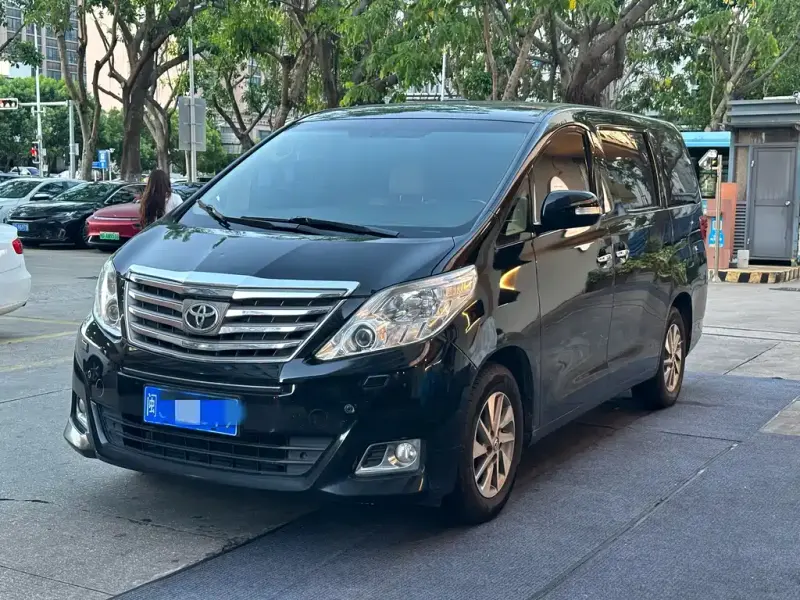 Toyota Alphard, 2014