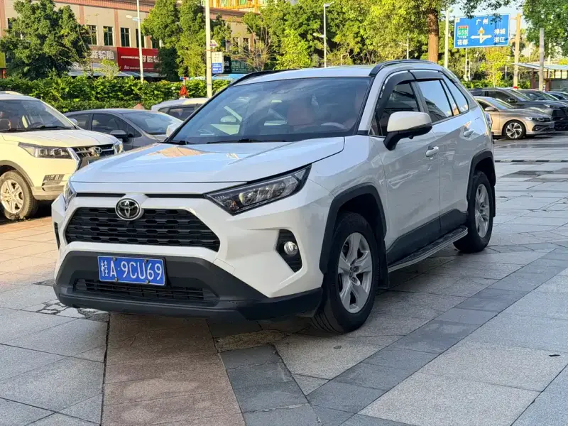 Toyota RAV4, 2021