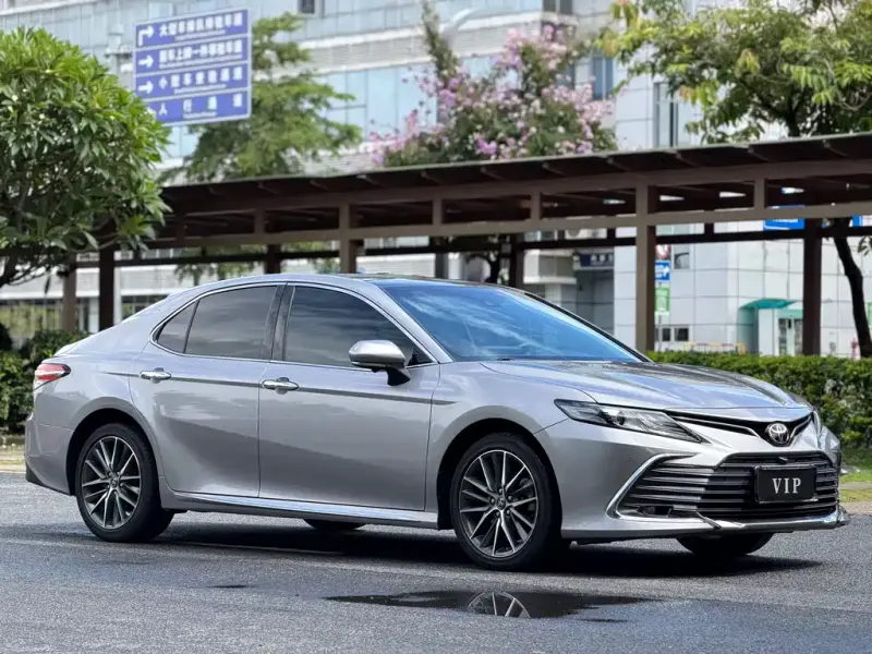 Toyota Camry, 2023
