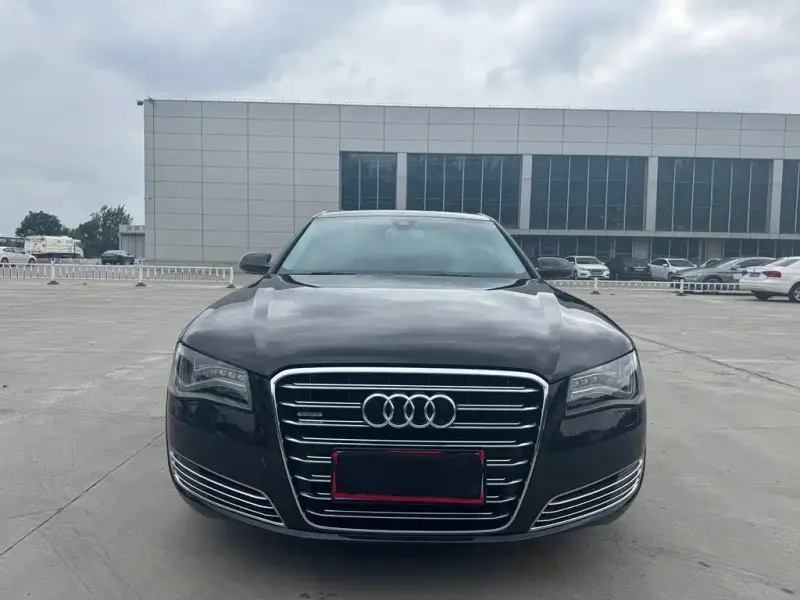 Audi A8, 2014