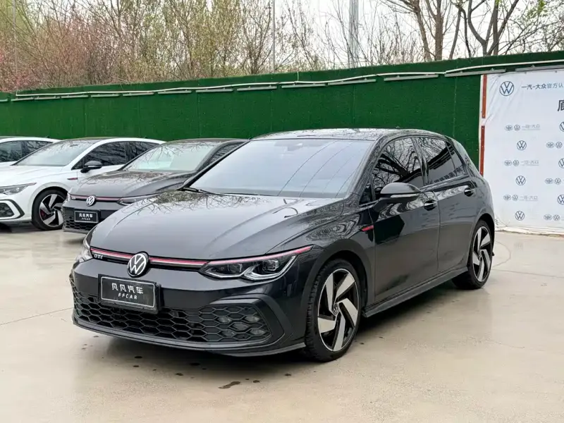 Volkswagen Golf GTI, 2022