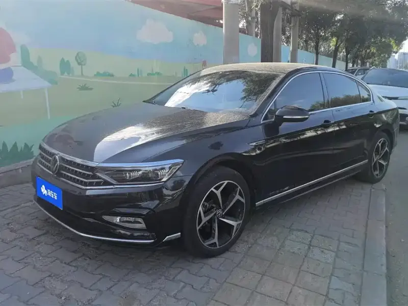 Volkswagen Magotan, 2023