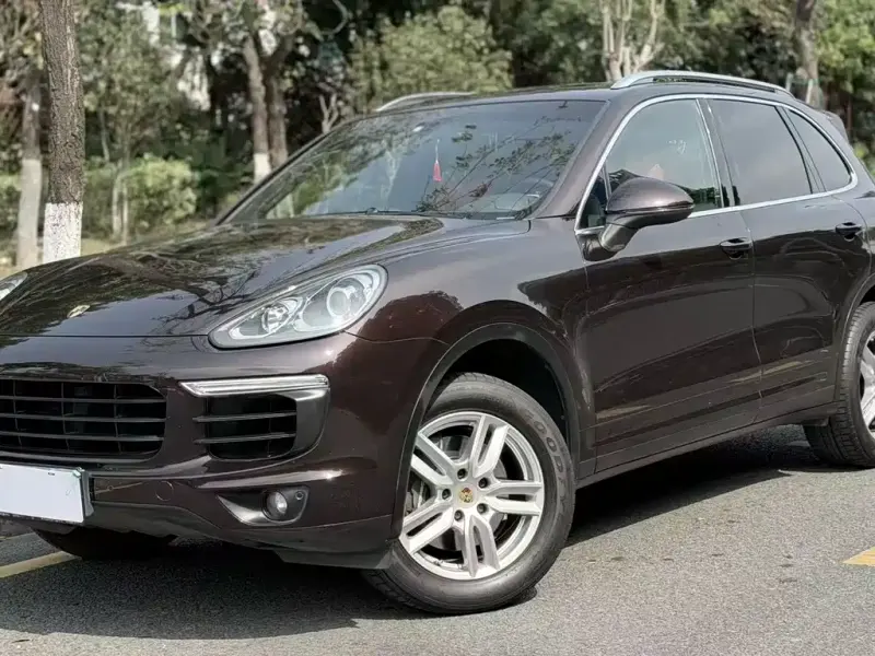 Porsche Cayenne, 2015