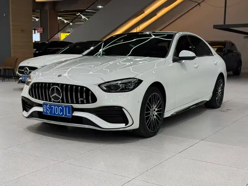 Mercedes-Benz C-Class, 2024