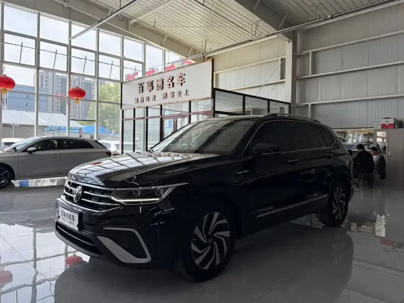 Volkswagen Tiguan L, 2023
