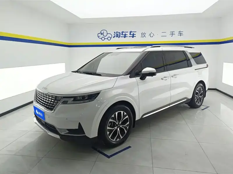 Kia Carnival, 2022