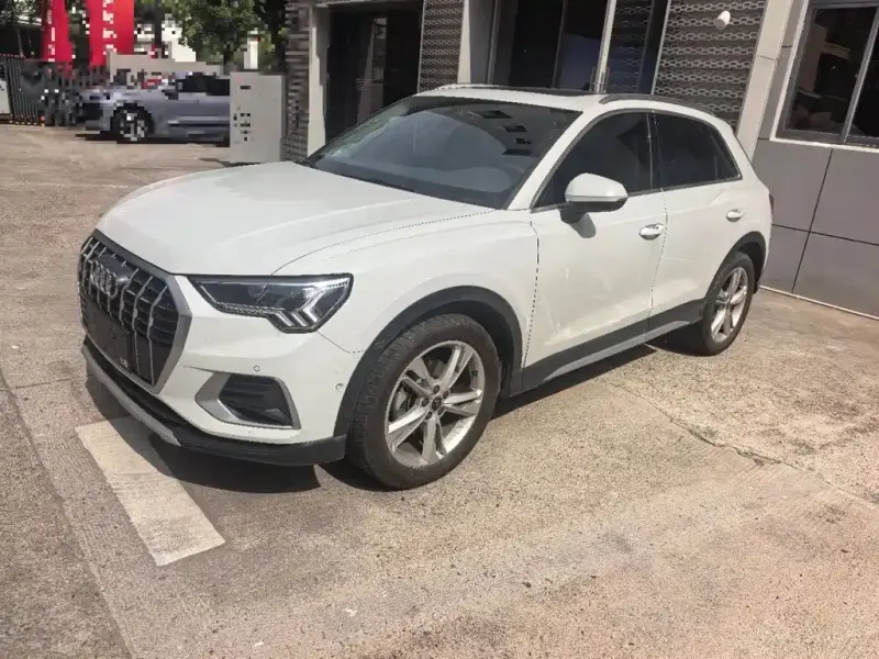 Audi Q3, 2022