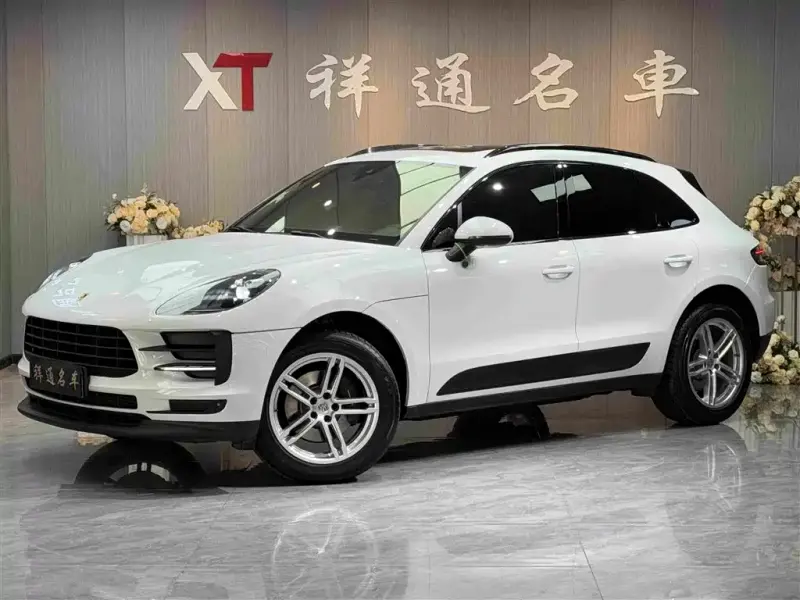 Porsche Macan, 2021