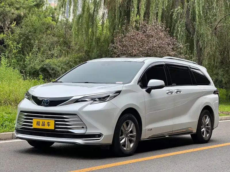 Toyota Sienna, 2022