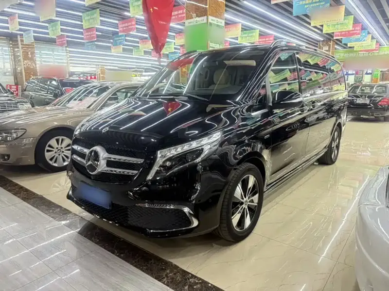 Mercedes-Benz V-Class, 2023