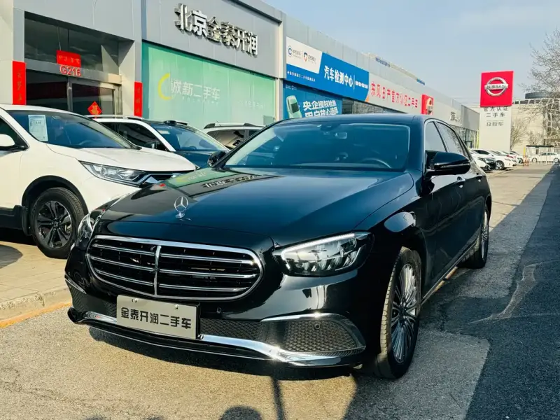 Mercedes-Benz E-Class, 2022