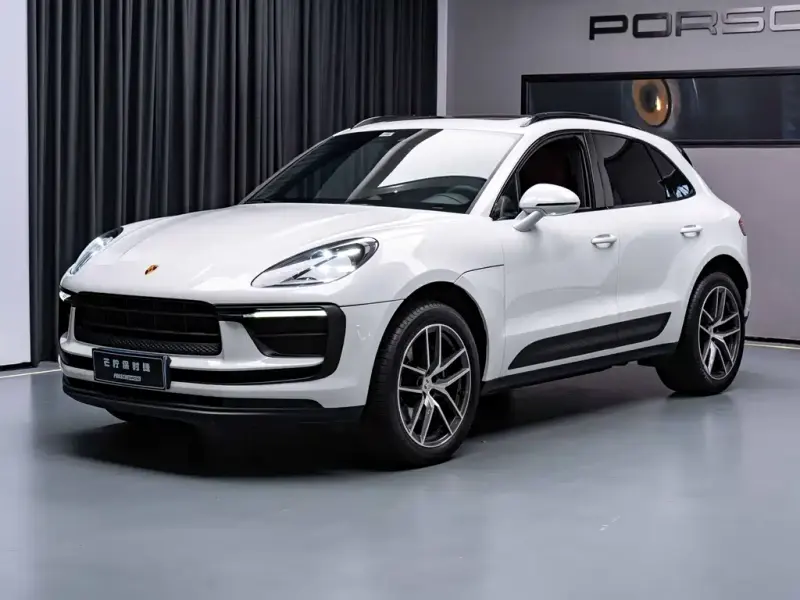 Porsche Macan, 2022