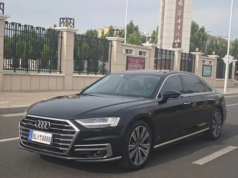 Audi A8, 2021