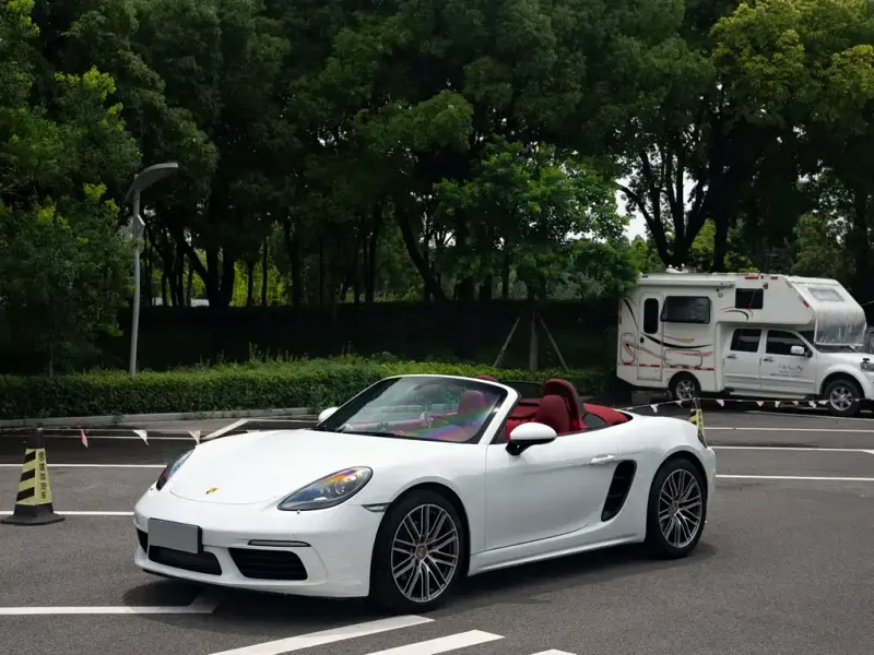 Porsche 718, 2022