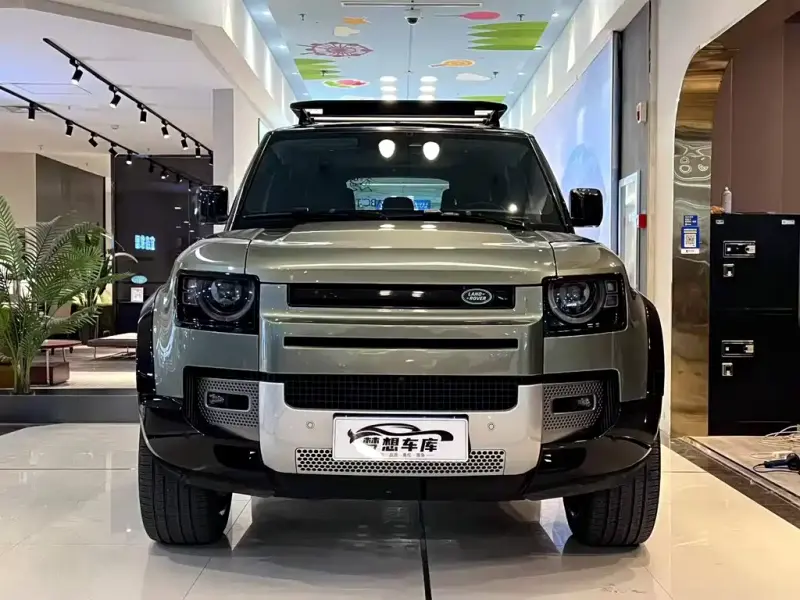 Land Rover Defender, 2021