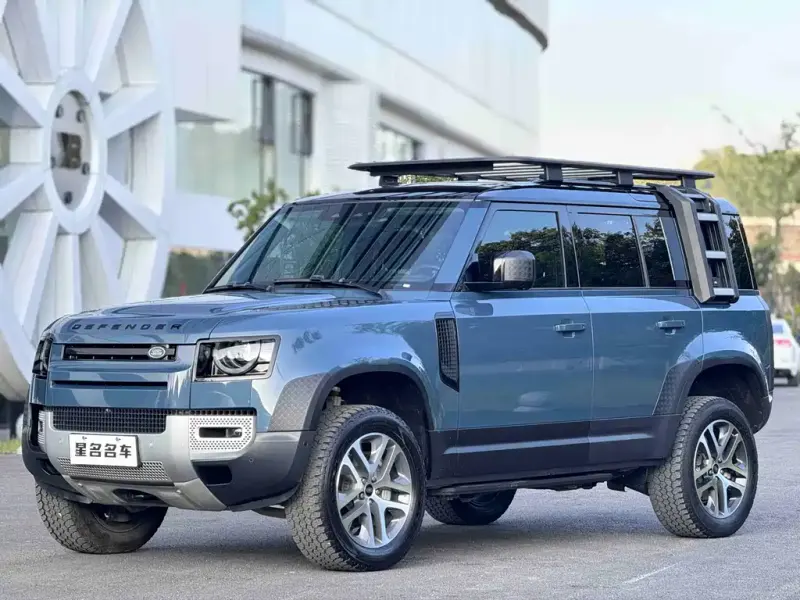 Land Rover Defender, 2021