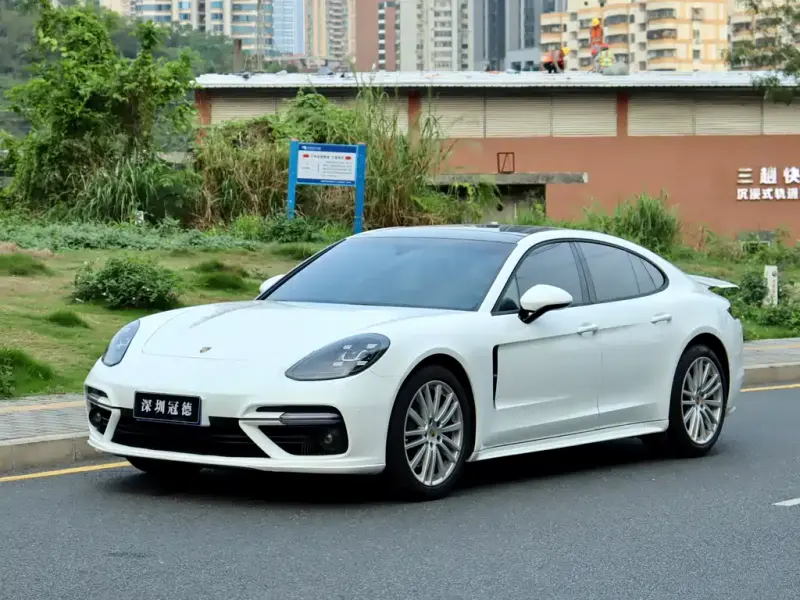 Porsche Panamera, 2018