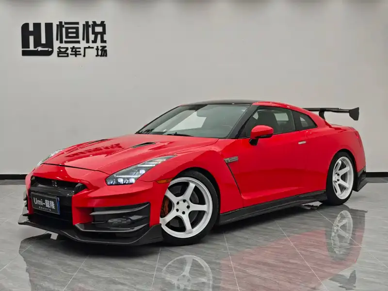 Nissan GT-R, 2012