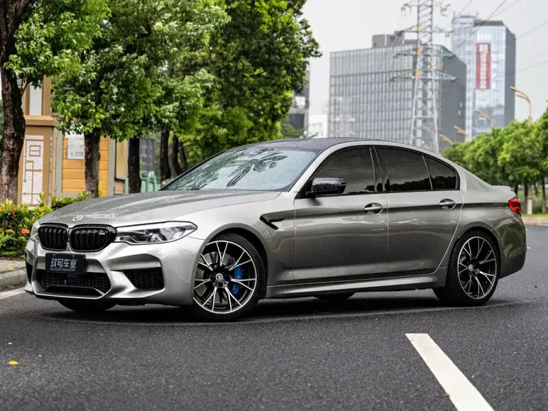 BMW M5, 2020