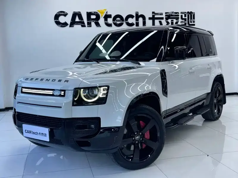 Land Rover Defender, 2024
