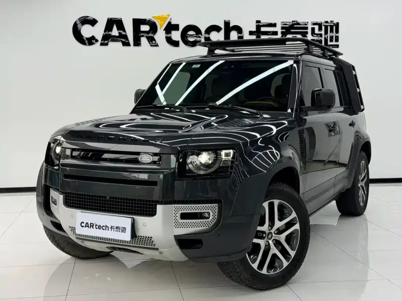 Land Rover Defender, 2023
