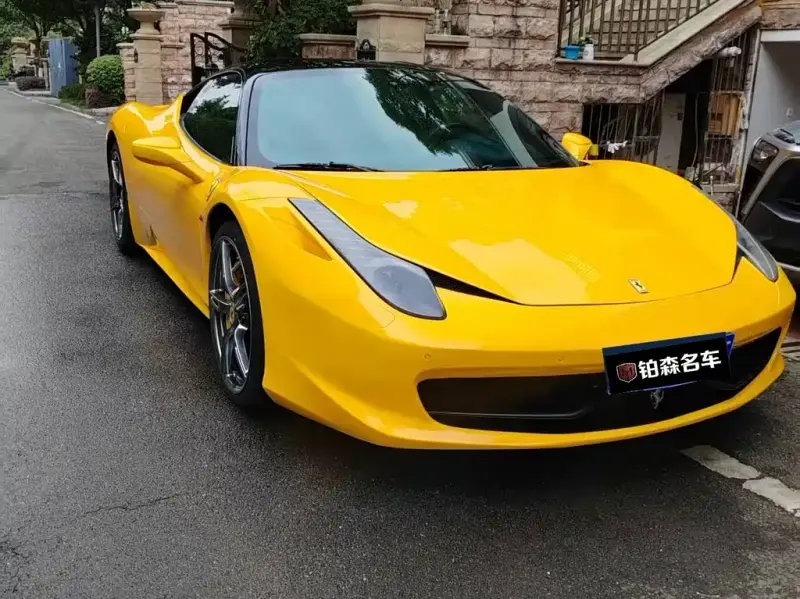 Ferrari 458, 2012
