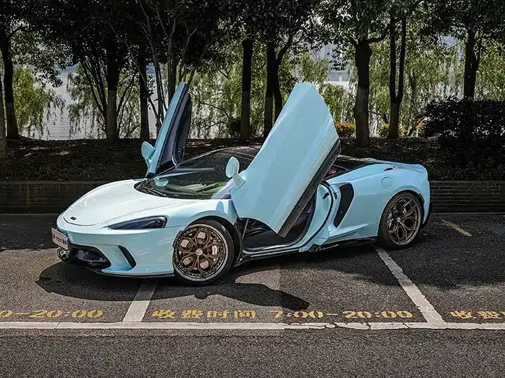 McLaren GT, 2020