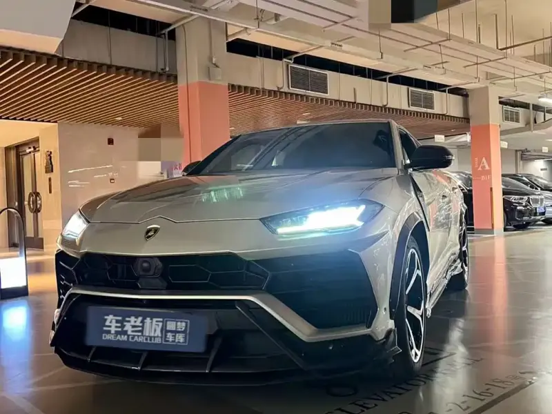 Lamborghini Urus, 2020