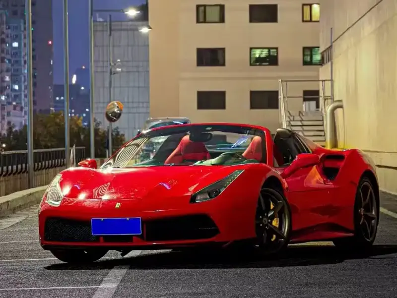 Ferrari 488, 2018