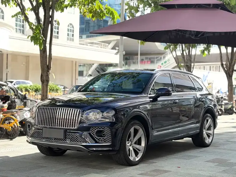 Bentley Bentayga, 2023