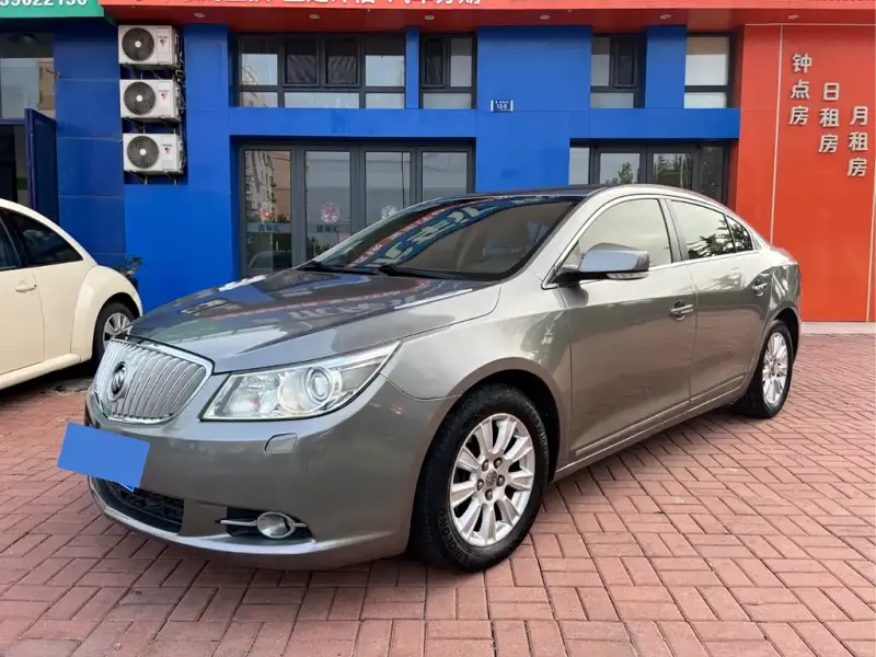 Buick LaCrosse, 2009