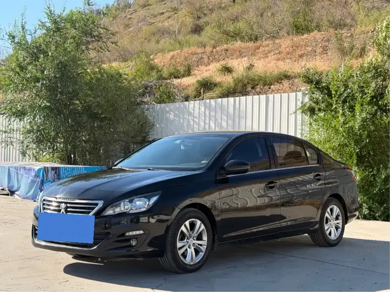 Peugeot 408, 2015