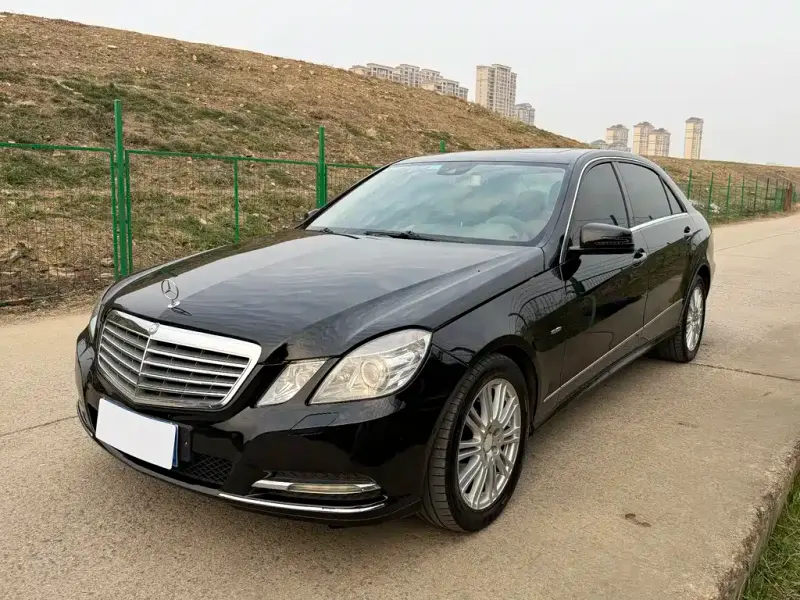 Mercedes-Benz E-Class, 2011