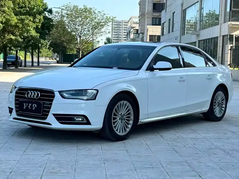 Audi A4L, 2016