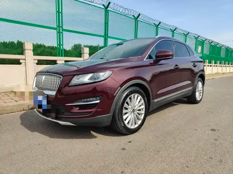 Lincoln MKC, 2019