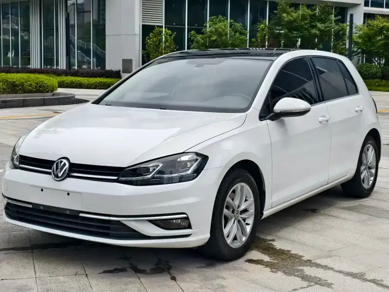 Volkswagen Golf, 2020