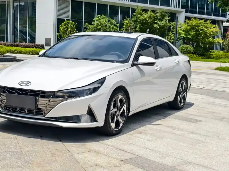 Hyundai Elantra, 2021