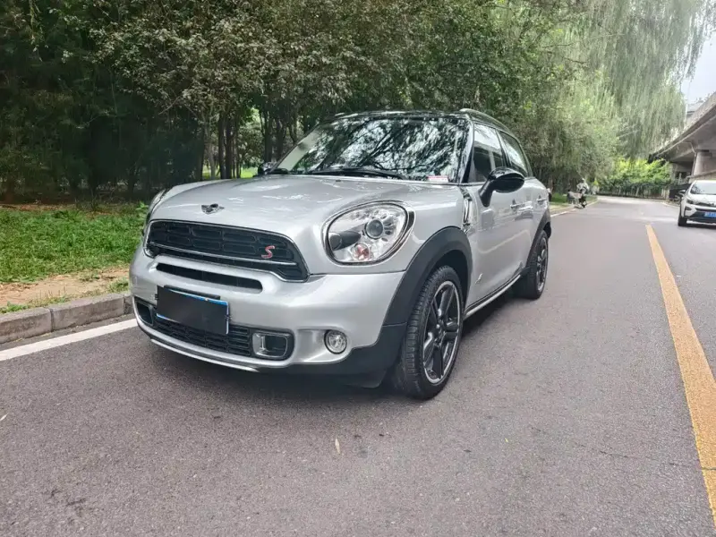 MINI Countryman, 2016