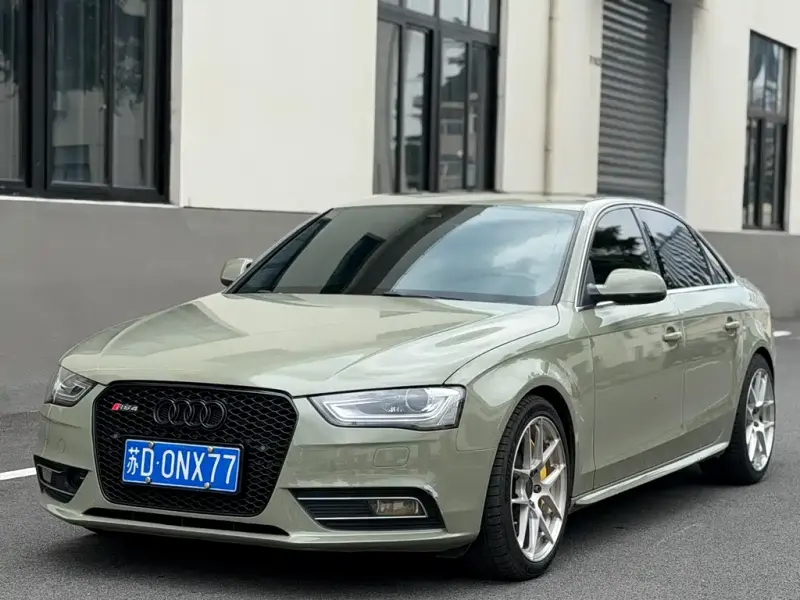 Audi A4L, 2014