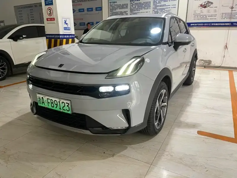 Lynk & Co 06 EM-P, 2022