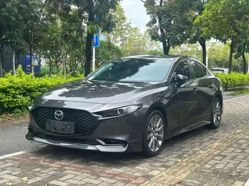 Mazda 3 Axela, 2022