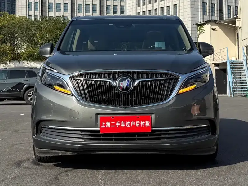 Buick GL8, 2019
