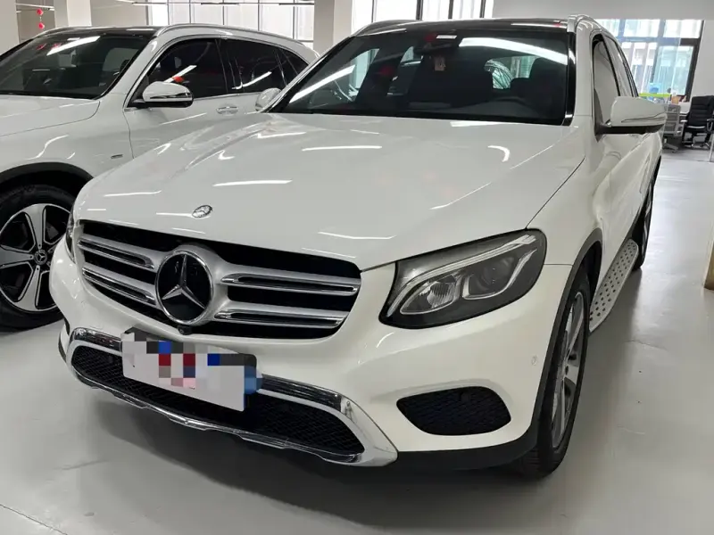 Mercedes-Benz GLC, 2015