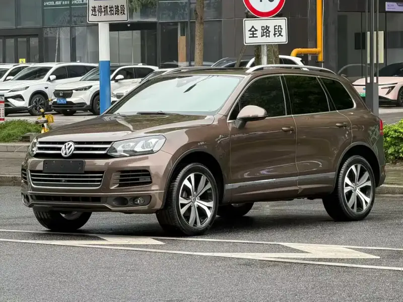 Volkswagen Touareg, 2013