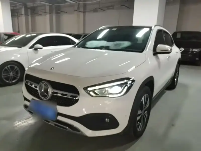 Mercedes-Benz GLA, 2021