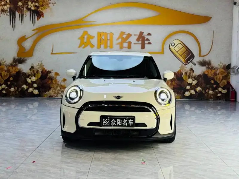 MINI Mini, 2021